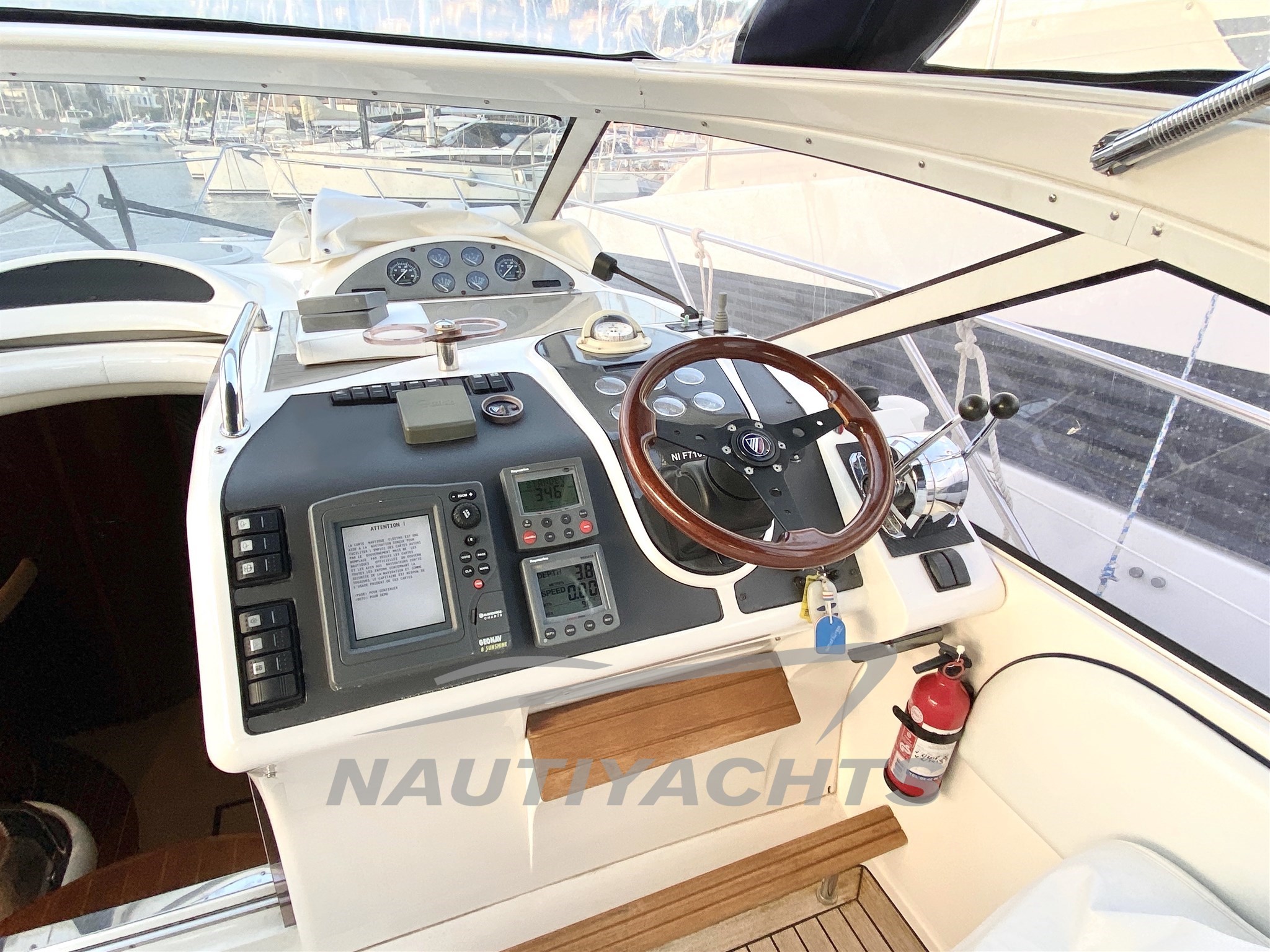 slider 8 Fairline Targa 43